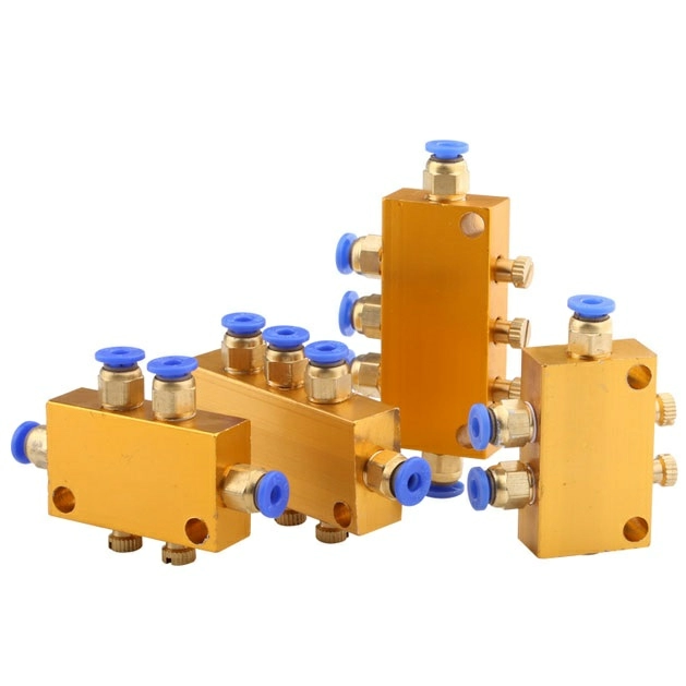 Raspredelitel' dlya smazochnogo nasosa 4 Raspredelitel' dlya smazochnogo nasosa 4