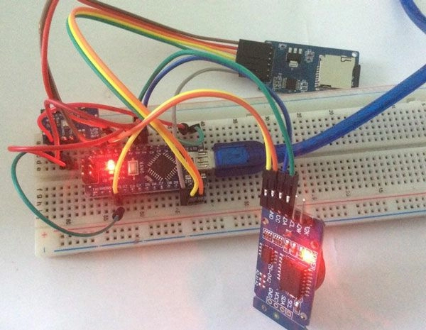 sd-card-reader-module-08.jpg sd-card-reader-module-08.jpg