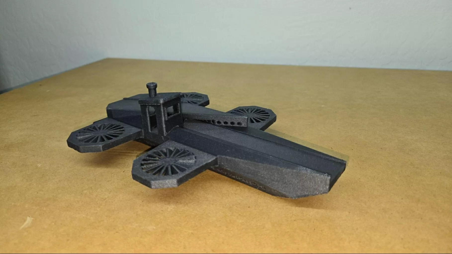 Печать фигуры самолета на QIDI PLUS 4