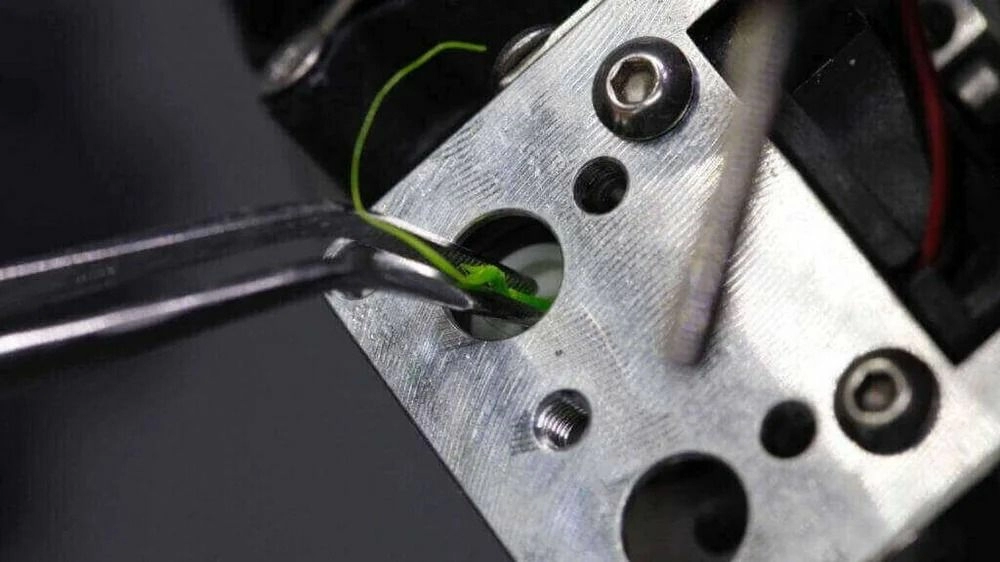 Blocked-Bowden-Nozzle.jpg Blocked-Bowden-Nozzle.jpg