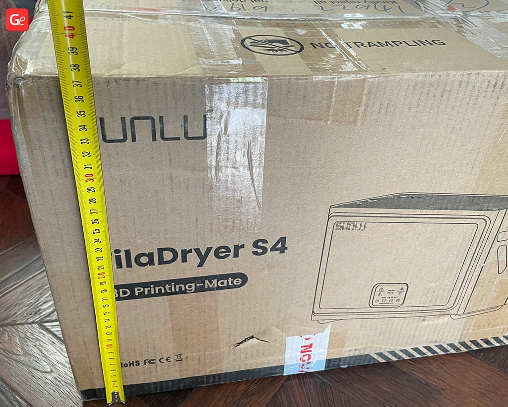 Сушилка FilaDryer S4 в упаковке