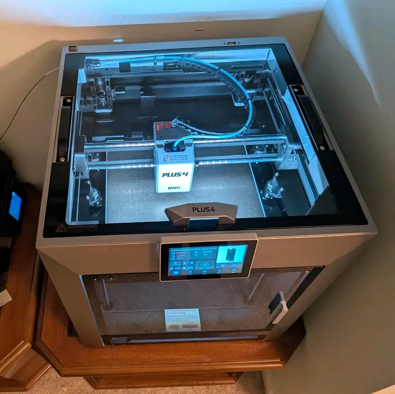 Конструкция принтера QIDI PLUS 4