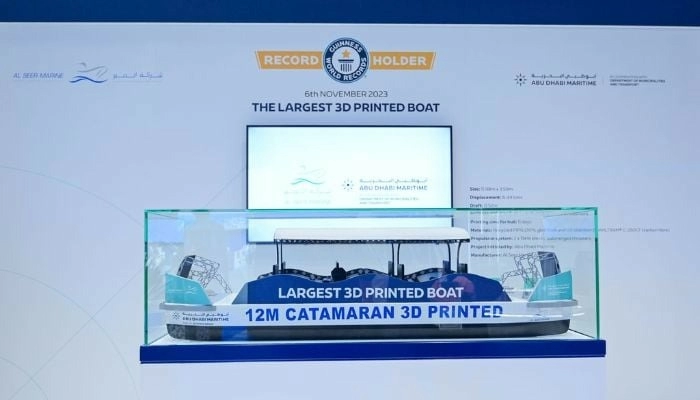 Водное такси, напечатанное на 3D-принтере, побило мировой рекорд Гиннесса