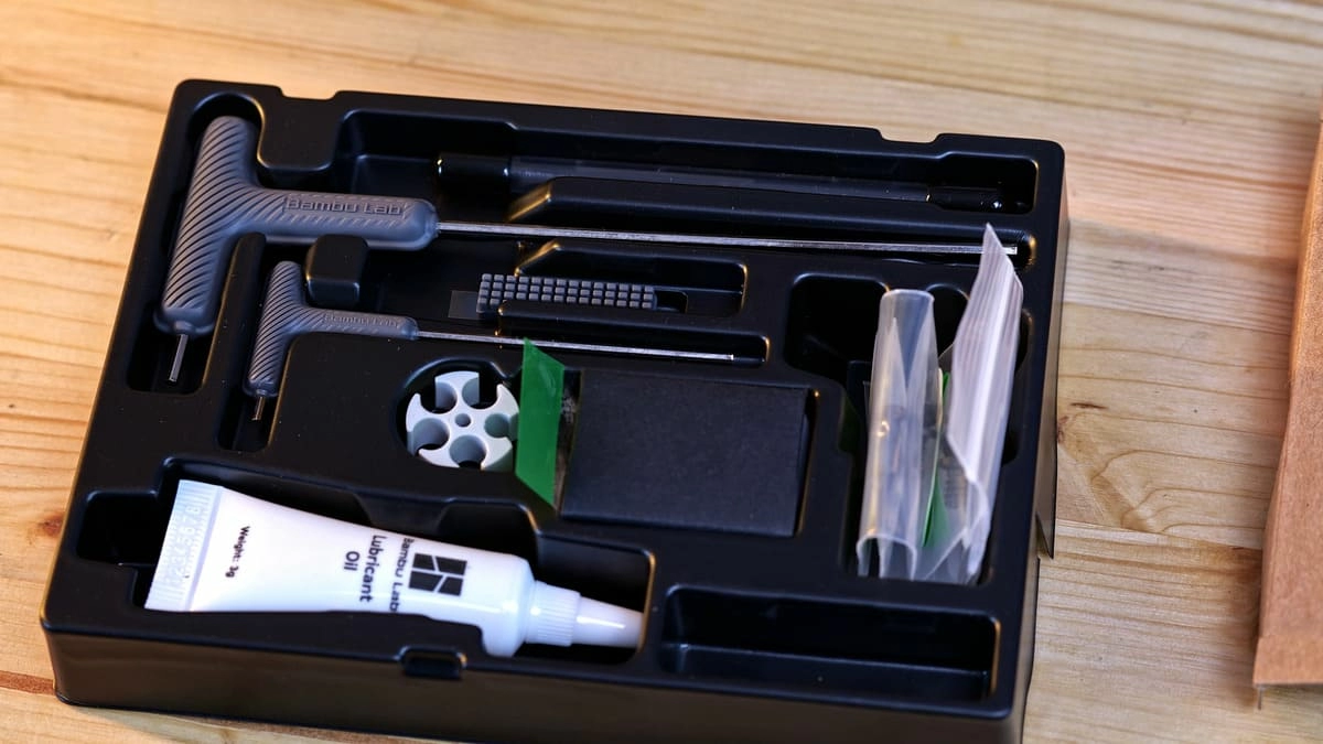 Комплект поставки принтера Bambu Lab A1 Mini Combo Комплект поставки принтера Bambu Lab A1 Mini Combo