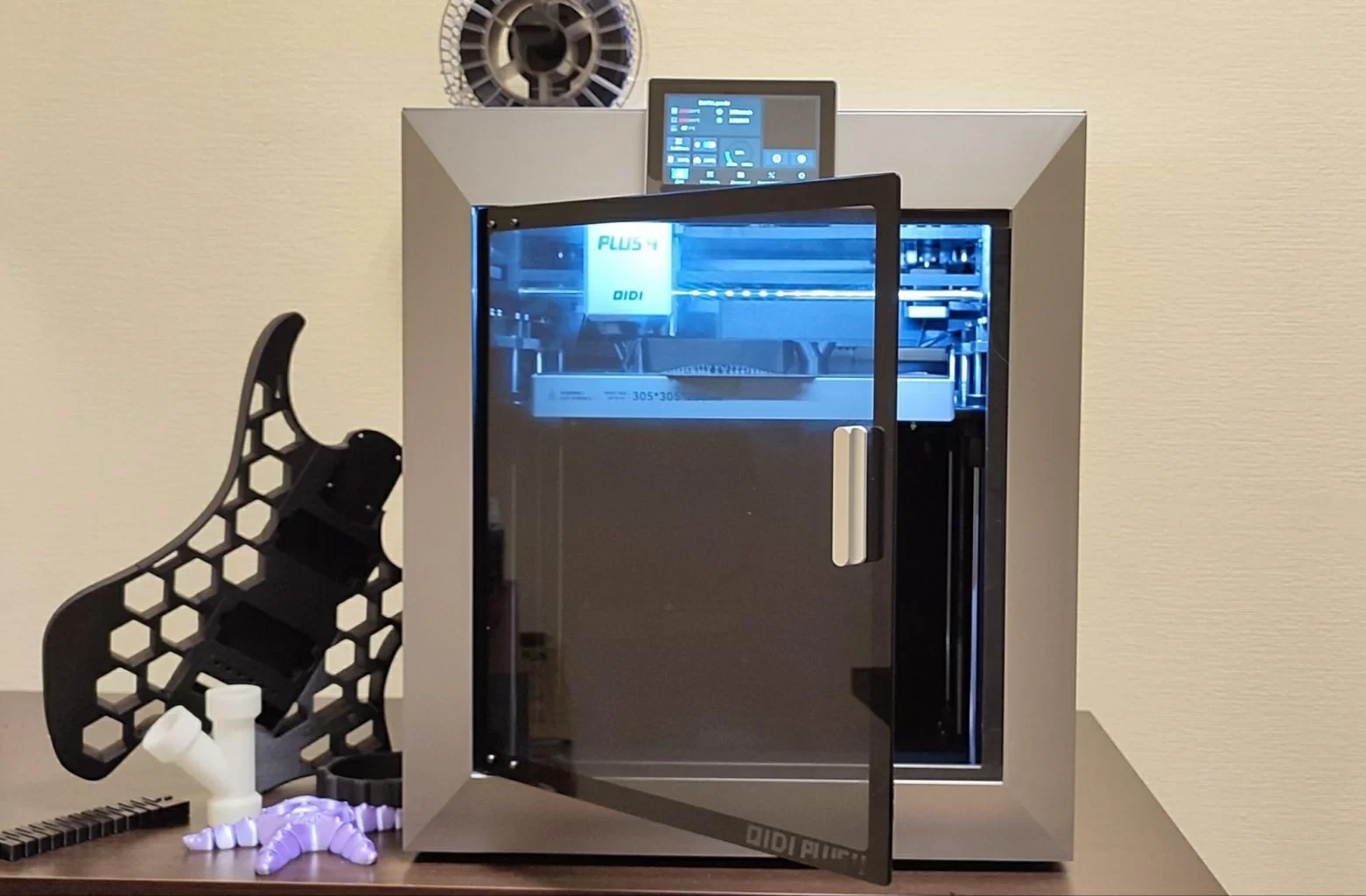 Профессиональный принтер QIDI PLUS 4