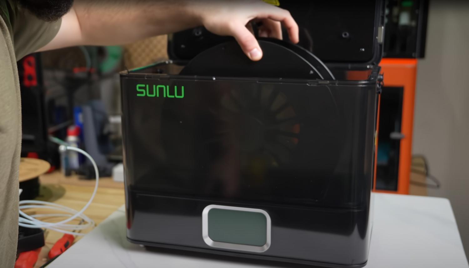 Обзор высокотемпературной сушилки Sunlu FilaDryer E2 Обзор высокотемпературной сушилки Sunlu FilaDryer E2