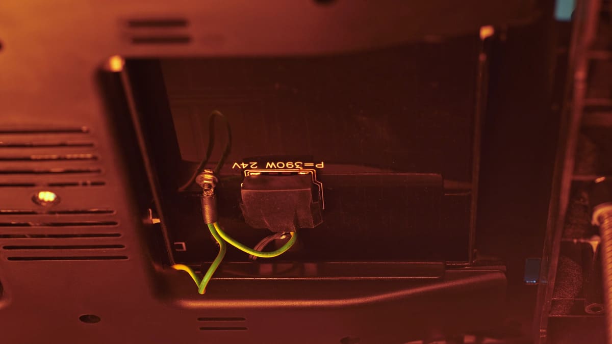 Стол 3D-принтера Qidi Plus 4