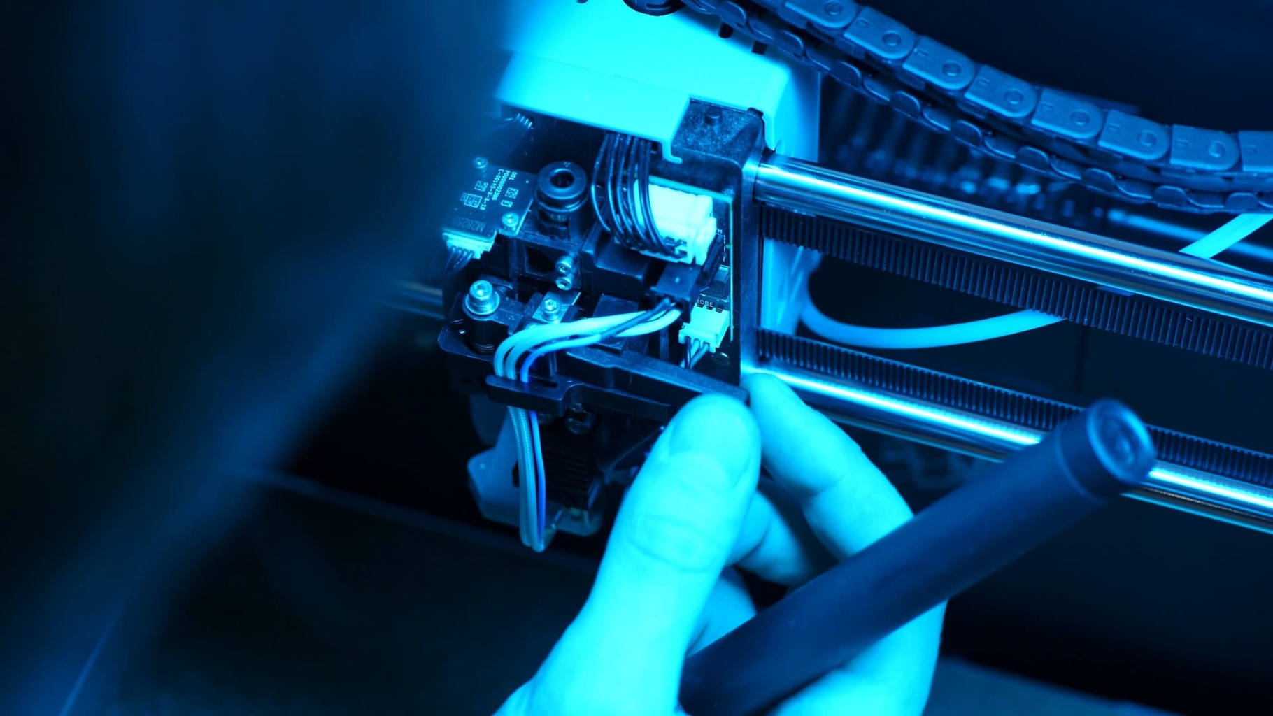 Замена прутка в принтере Qidi Plus 4