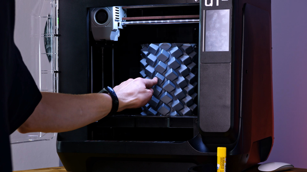 Печать вазы HIPS на 3D-принтере Qidi tech Q1 Pro