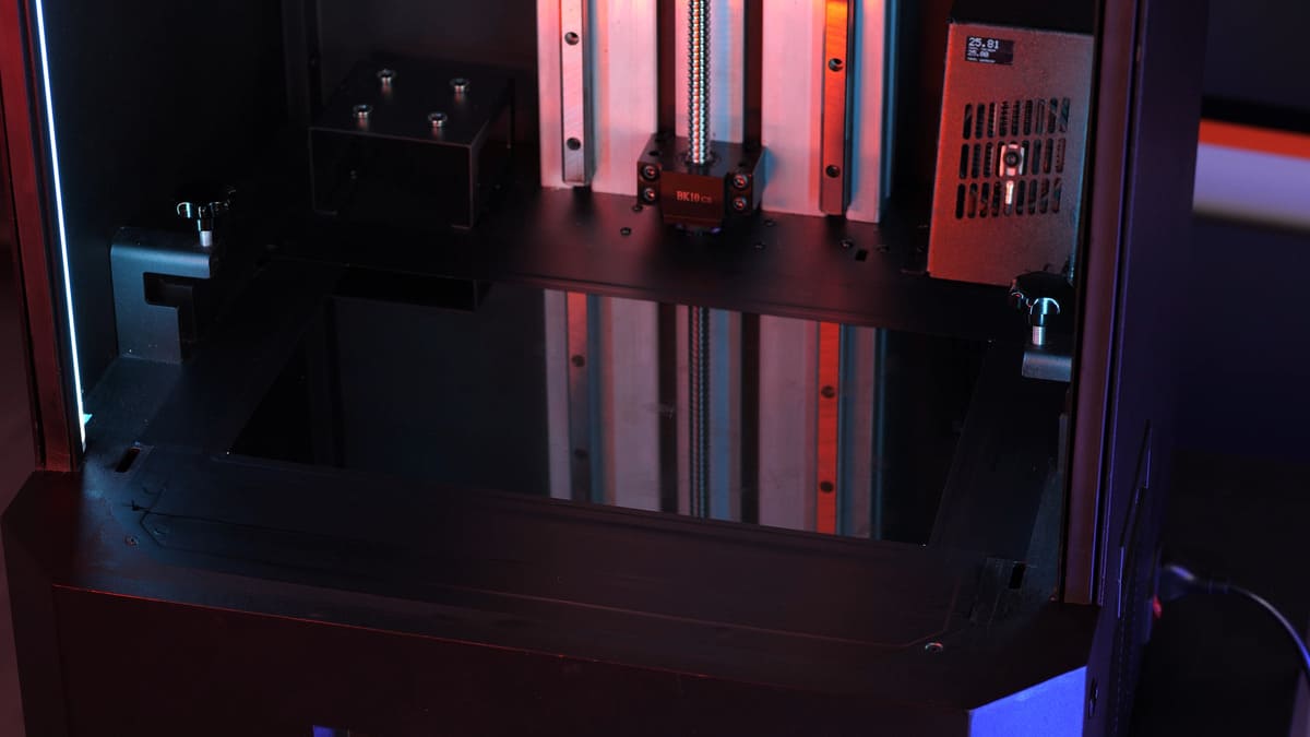 Стекло с виниловой плёнкой по периметру