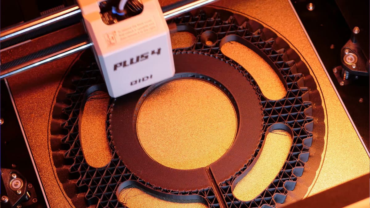 Стойка для руки Qidi Plus 4