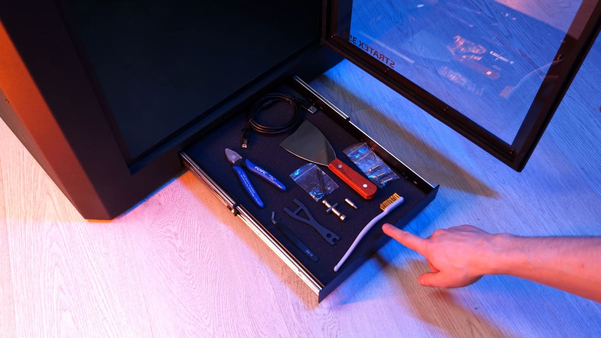 Ящик с системой открытия push to open Ящик с системой открытия push to open