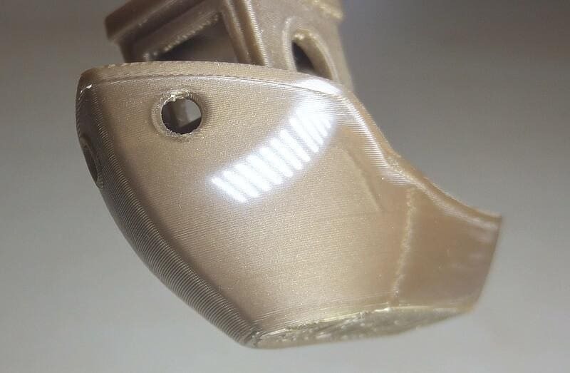 Модель, напечатанная из PLA 3D пластика после обработки