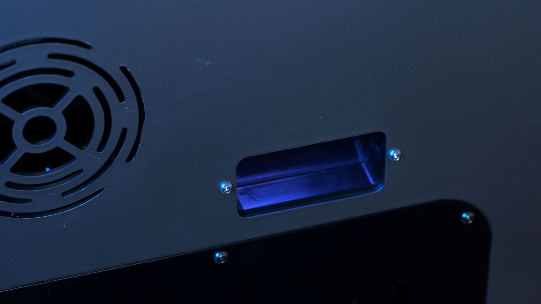 Принтер Qidi Plus 4 сзади