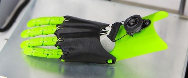 Сами руки, ноги, то есть их заменители.