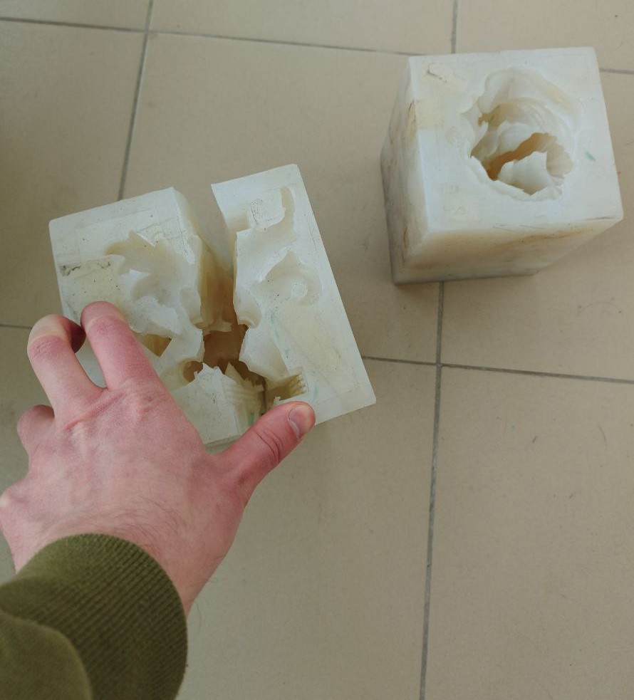 Восковая форма, снятая с модели Деревянных дел мастер