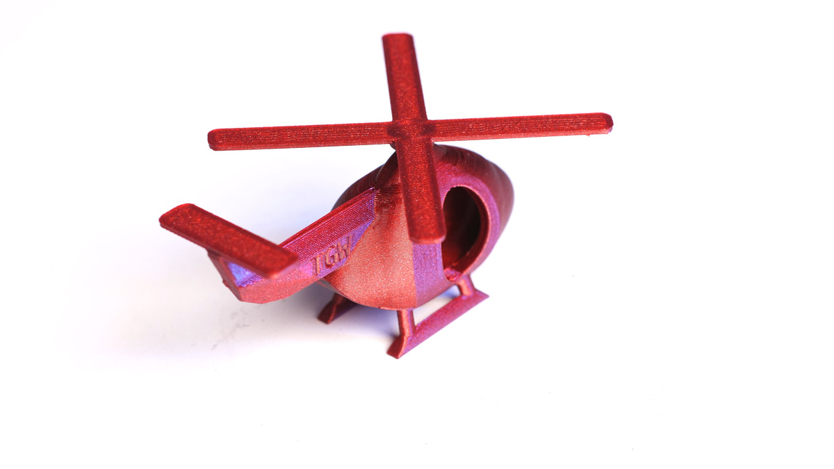 Модель вертолета PLA на Qidi tech Q1 Pro