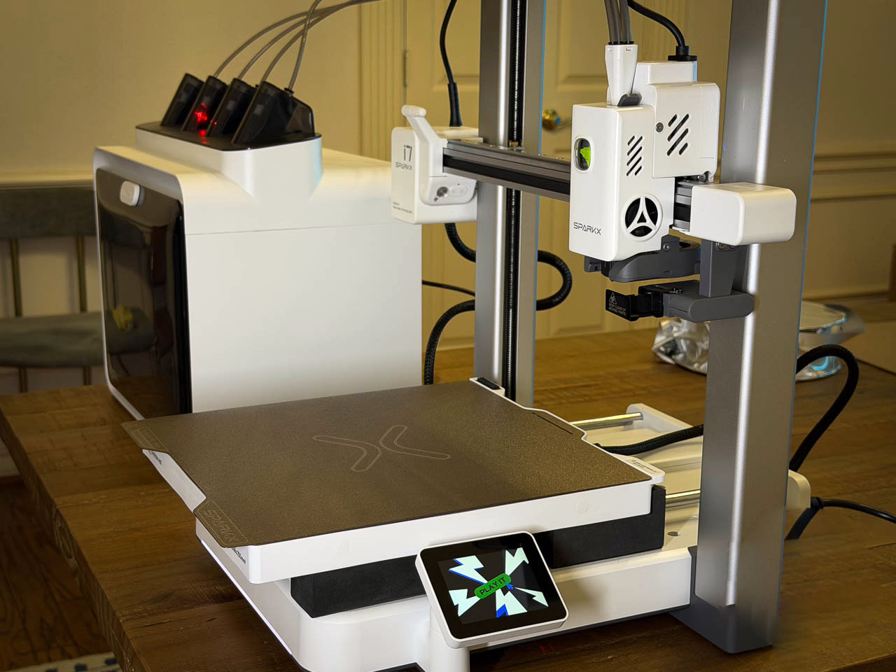 Экранчик для информации SPARKX i7