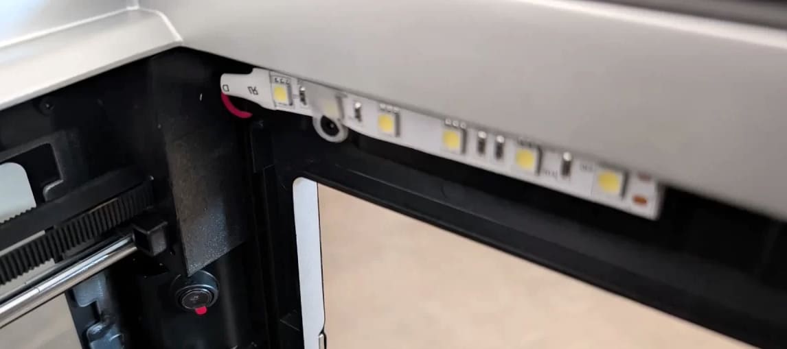 Светодиодная лента в QIDI Q2